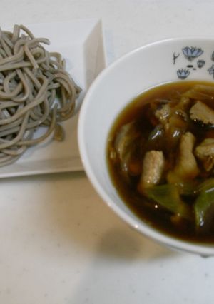簡単!美味しい!豚肉と長ねぎのお蕎麦-レシピのメイン写真