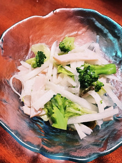給食の大根とハムのサラダ-レシピのメイン写真