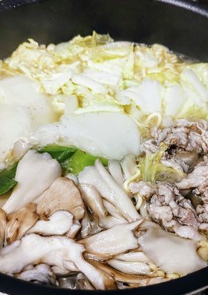 簡単！大盛り野菜の煮込みラーメン風独り鍋-レシピのメイン写真