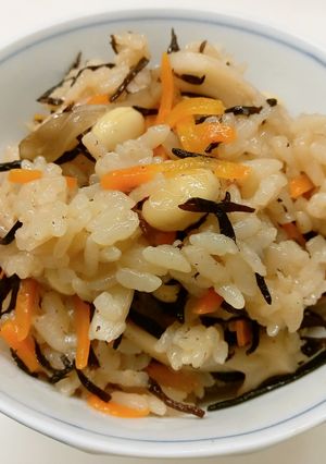 【健康】大豆とひじきの炊き込みご飯-レシピのメイン写真