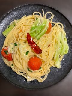 キャベツとプチトマトのペペロンチーノ-レシピのメイン写真