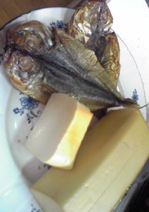 チーズと干物の燻製-レシピのメイン写真
