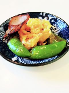 スナップえんどうと卵とベーコンの炒め物-レシピのメイン写真