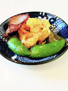 スナップえんどうと卵とベーコンの炒め物-レシピのメイン写真