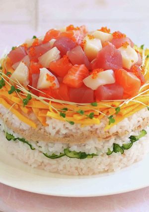 ハレの日に♪華やか寿司ケーキ-レシピのメイン写真