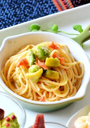 冷凍アボカドをお試し、明太子パスタ♪-レシピのメイン写真