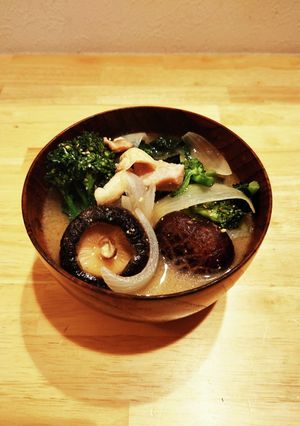 鶏むね肉とアレッタの具だくさん味噌汁-レシピのメイン写真