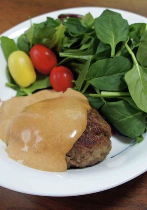 生クリームデミのハンバーグ-レシピのメイン写真