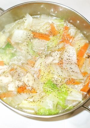 鶏もも肉と白菜のスープ煮♪喉に優しい簡単-レシピのメイン写真