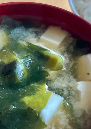 豆腐とわかめの味噌汁-レシピのメイン写真