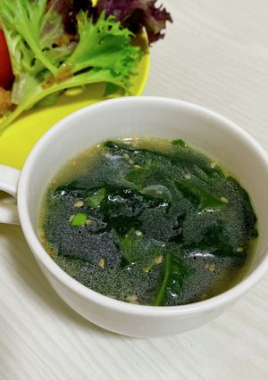 焦がしネギのわかめスープ-レシピのメイン写真