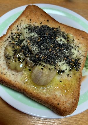すりゴマハマる☆バナナチーズごまトースト-レシピのメイン写真