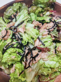 ツナ缶と塩昆布で旨い!サニーレタスナムル-レシピのメイン写真