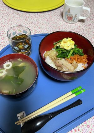 レモンペッパーチキンのっけ丼-レシピのメイン写真