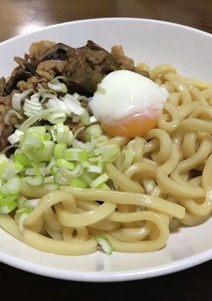 エバラプチっとうどんで作る釜玉うどん-レシピのメイン写真