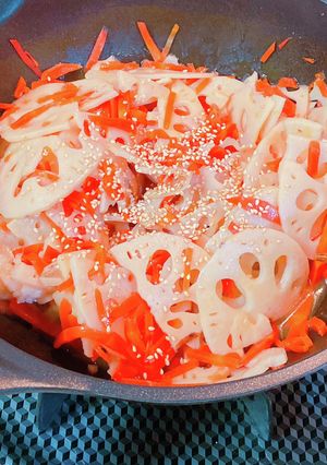 カロリー抑えた筋トレ飯!きんぴら蓮根!-レシピのメイン写真