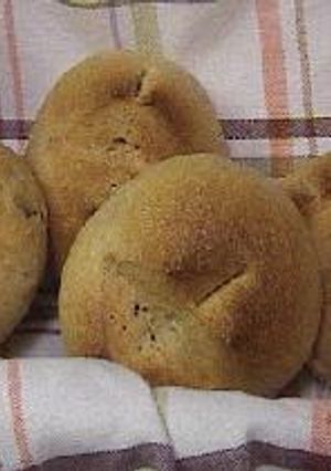 クリームチ～ズ＆ハニ～のホウィ～ト（全粒粉）ロ～ル de Tanto!-レシピのメイン写真