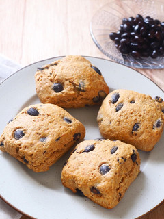 お節リメイク全粒粉ときな粉の黒豆スコーン-レシピのメイン写真