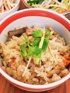 煮物をリメイク☆炊き込みご飯-レシピのメイン写真