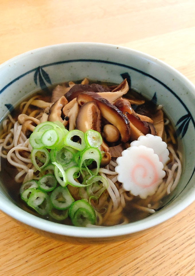 だしの旨みたっぷり＊きのこ蕎麦-レシピのメイン写真
