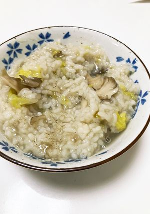 便秘解消にも。舞茸と白菜の優しいお粥-レシピのメイン写真