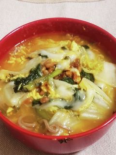 白菜菊名春菊納豆餅チーズ海鮮チゲ鍋お雑煮-レシピのメイン写真