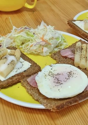ドイツ的黒パンのオープンサンド-レシピのメイン写真