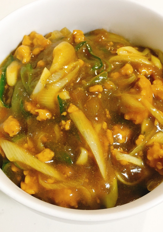 鶏のひき肉とネギたっぷり和風カレー丼-レシピのメイン写真