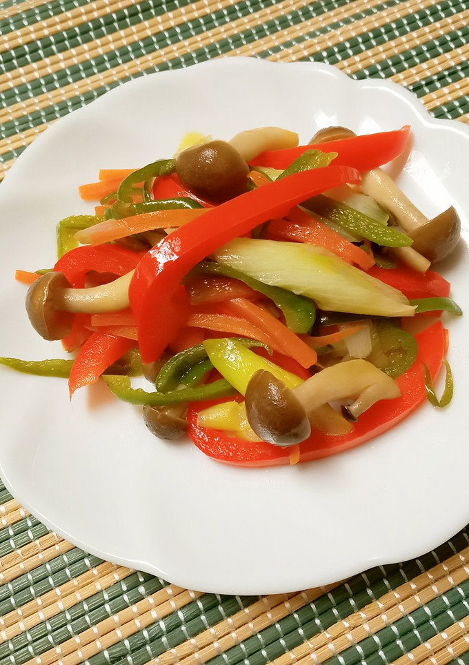 野菜としめじの彩り炒め-レシピのメイン写真