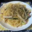 スパゲティ・かまぼこのペペロンチーノ