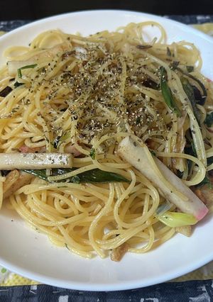 スパゲティ・かまぼこのペペロンチーノ-レシピのメイン写真