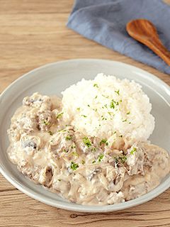 ホワイトビーフストロガノフ-レシピのメイン写真