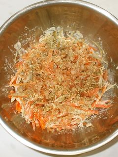 簡単ごぼうサラダ♪お肌の荒れ・便秘に薬膳-レシピのメイン写真