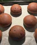 カルダモン入り、ダークチョコパン