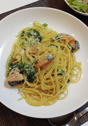 鮭とほうれん草のクリームパスタ-レシピのメイン写真