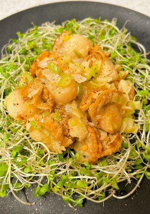 ベビーホタテのネギみじん炒め-レシピのメイン写真