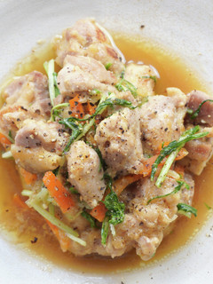 手軽に減塩!鶏肉と玉ねぎ麹の炒め物-レシピのメイン写真