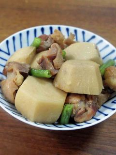 親鳥とさといもの煮込み-レシピのメイン写真