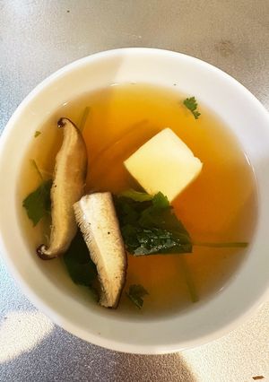 三葉とお豆腐の澄まし汁-レシピのメイン写真