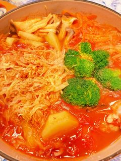 千切りキャベツのトマト鍋-レシピのメイン写真