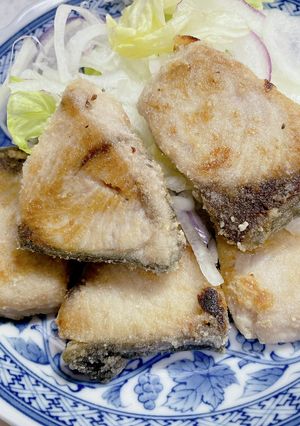 ぶりのハーブ塩焼き♡揚げないのでヘルシー-レシピのメイン写真