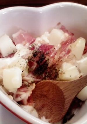 新じゃがのベーコンマヨピザ風♪-レシピのメイン写真