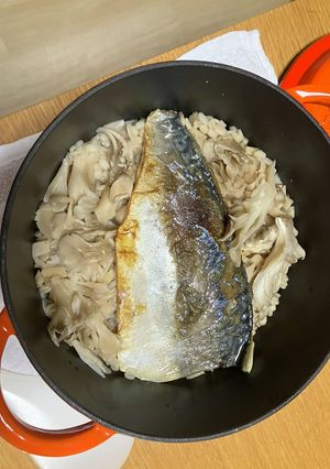 サバと舞茸、しょうがの炊き込みご飯-レシピのメイン写真