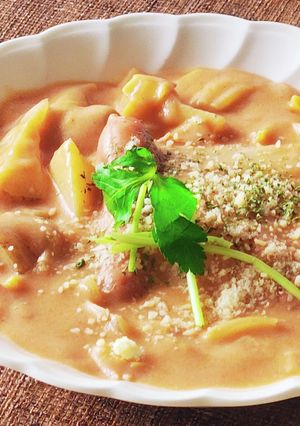餅入りロゼトマトじゃが芋クリームシチュー-レシピのメイン写真
