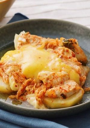 鶏むね肉とじゃがいものキムチチーズ焼き-レシピのメイン写真