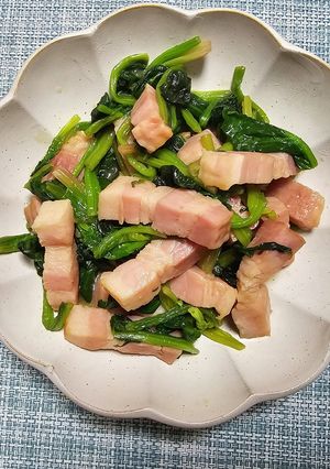 厚切りベーコンとほうれん草炒め-レシピのメイン写真
