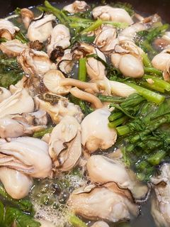 簡単!牡蠣と家にある野菜で酒蒸し-レシピのメイン写真