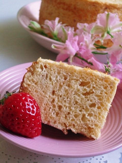 ノンオイル♪いちごみるくシフォンケーキ○-レシピのメイン写真