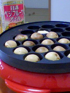 たこ焼き器でベビーカステラ?!-レシピのメイン写真