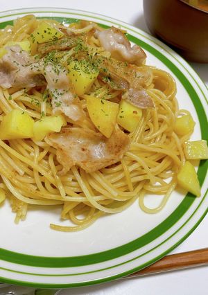 豚バラとじゃがいものバター醤油パスタ-レシピのメイン写真